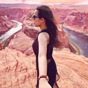 Meet your Posher, Tường vân